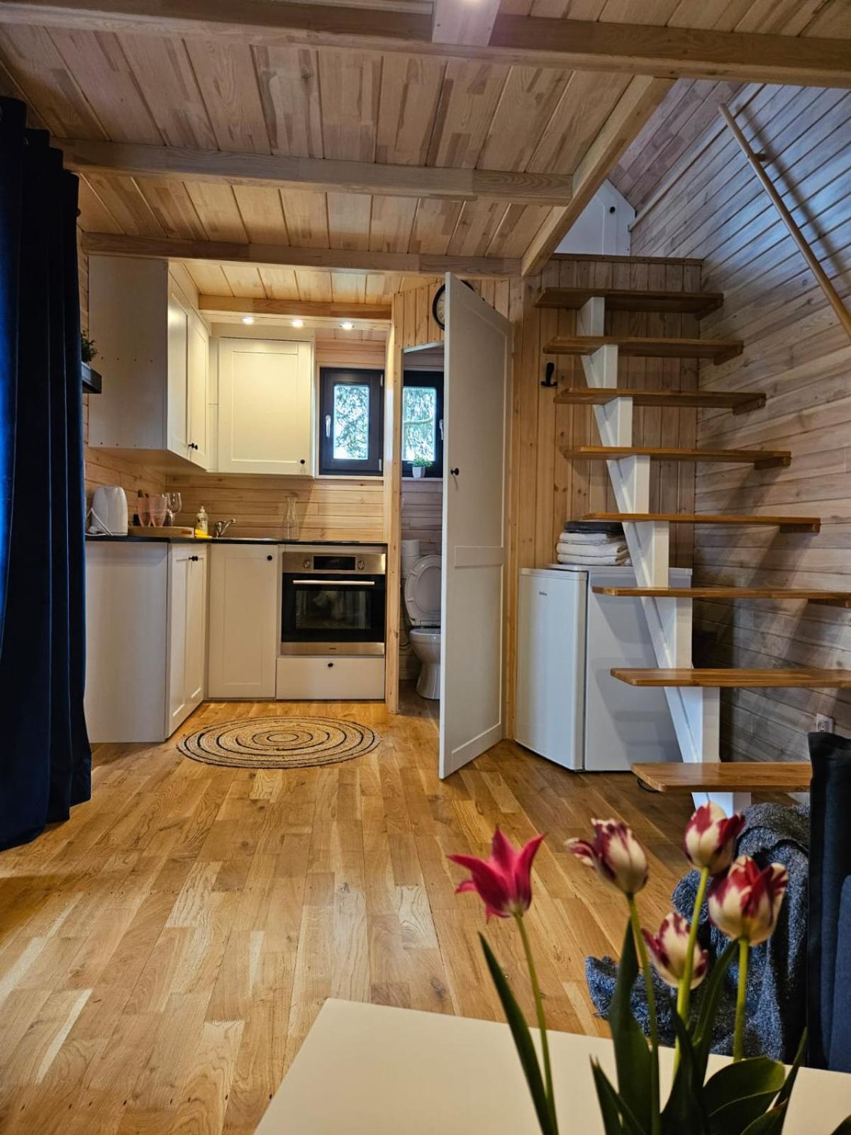Domek Na Korcie Lubomierz  Buitenkant foto